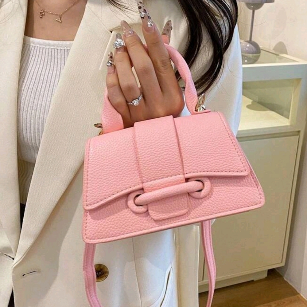 🆕️Bubble Gum Pink Mini Handbag✨️